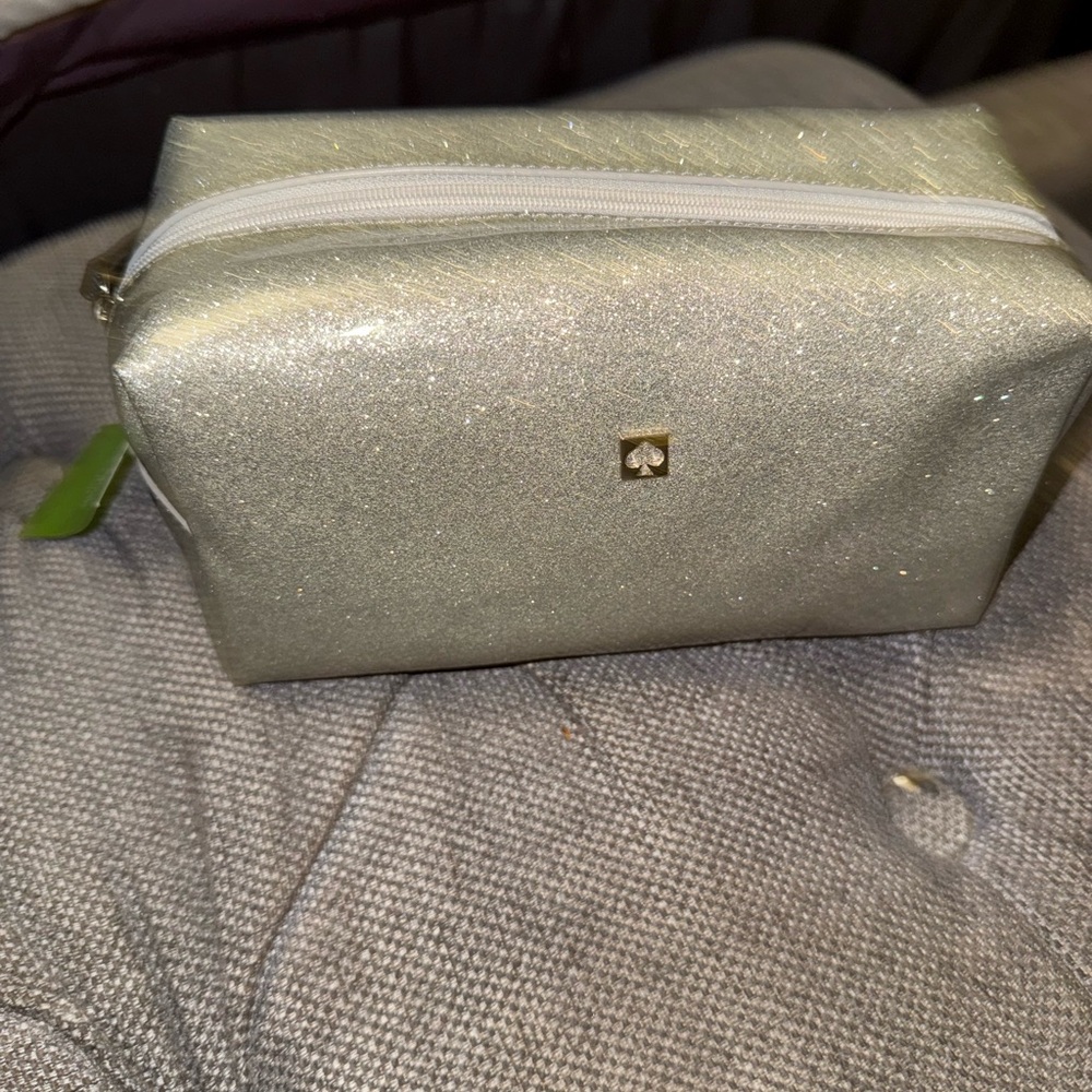Brand New Kate Spade Mavis Street Medium Davie Make-up Pouch